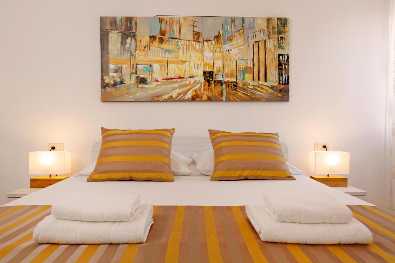Modern 2-Bed Apt, Late Check In Available 斯普利特 外观 照片