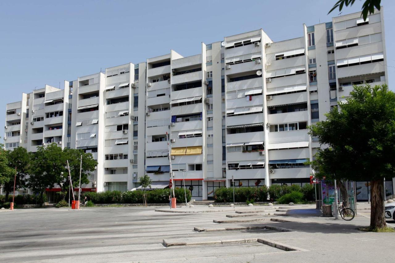 Modern 2-Bed Apt, Late Check In Available 斯普利特 外观 照片